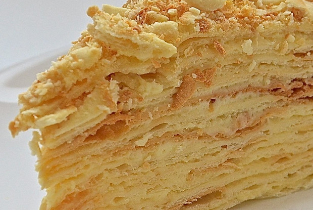 Торт Наполеон из готового слоеного теста. Рецепт с фото
