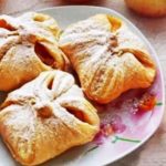 Пирожное Конверты с яблоками рецепт приготовления