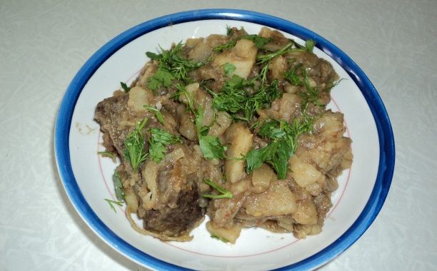 Говядина тушеная с картофелем и луком рецепт приготовления