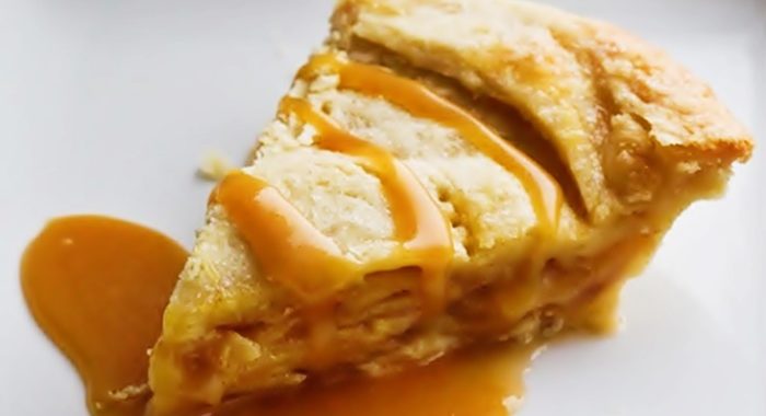 Яблочный Пирог с Карамельным Соусом рецепт приготовления
