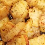 Картофель по-деревенски и свиная отбивная рецепт