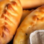 Пирожки с курицей и маслинами рецепт с фото