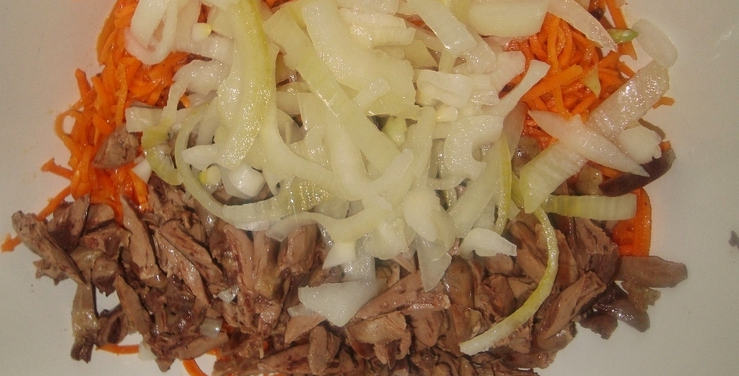 Салат из куриной печени с морковью – пошаговый рецепт